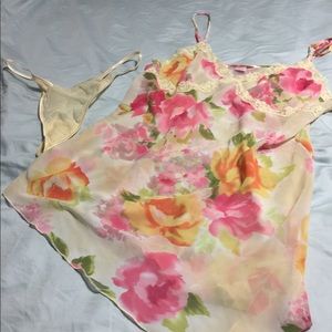 Victoria Secrets 2 Piece Floral Bra Lingerie